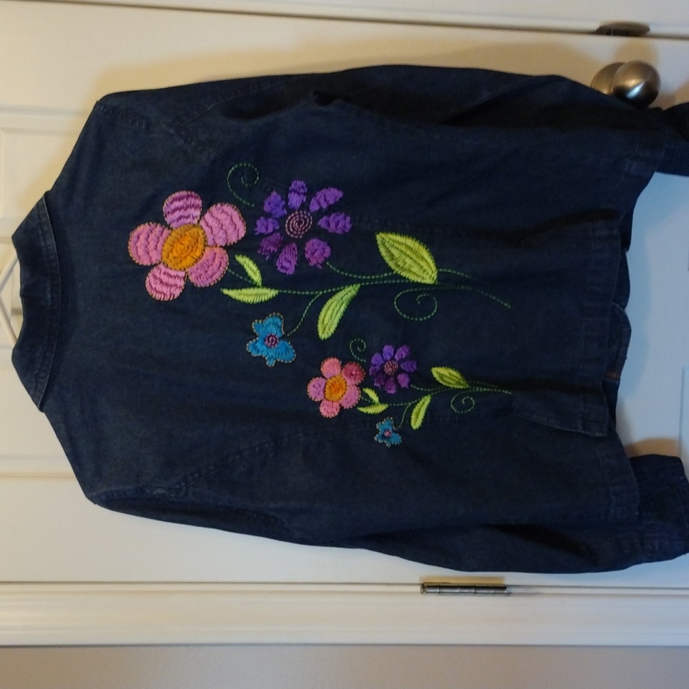 Tco. Embroidered floral jean jacket.